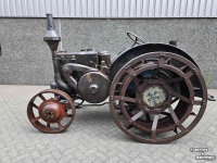 Oldtimers Lanz-Bulldog HN1 12/20