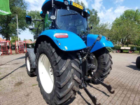 Schlepper / Traktor New Holland t6.140