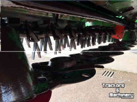 Mähwerk John Deere Kuhn 131 en 338 Triplemaaier set