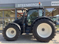 Schlepper / Traktor Valtra N174 Active