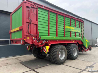 Lade- und Dosierwagen Strautmann Giga Vitesse CFS 4002. Kort-snijwagen.