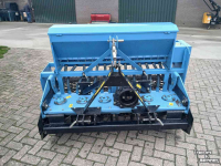Drillmaschine Sicma Graszaaimachine zaaimachine