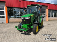 Obsttraktor John Deere 3046R