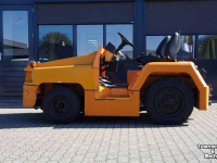 Sonstige Transport- und Industriemaschinen und Zubehör Nissan FV02 pushback truck
