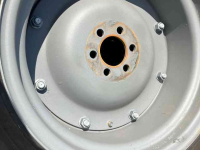 Räder, Reifen, Felgen & Distanzringe Alliance 340/80R20 en 440/80R28