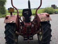 Schlepper / Traktor International 423
