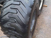 Räder, Reifen, Felgen & Distanzringe BKT 600/50R22.5 op 10-gaats velg