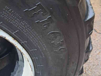 Räder, Reifen, Felgen & Distanzringe BKT 600/50R22.5 op 10-gaats velg