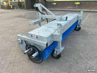 Kehrmaschine M-Sweep TV600-250 trekkerveger veegmachine