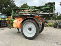 Anhängefeldspritze Amazone UX 5200