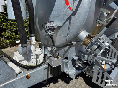 Transportbehälter / Wasserfässer Jako TT7000T