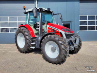 Schlepper / Traktoren Massey Ferguson 5S135 Dyna-4 Exclusive