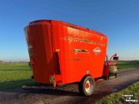 Futtermischwagen Vertikal Kuhn Profile 20.2 CS