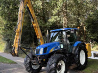 Schlepper / Traktor New Holland Tsa 135 met herder mbk512ls