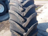Räder, Reifen, Felgen & Distanzringe  750/70R26  28.1R26