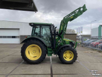 Schlepper / Traktor John Deere 5115R