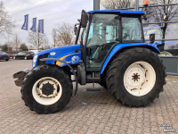 Schlepper / Traktor New Holland 100A