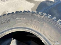 Räder, Reifen, Felgen & Distanzringe Vredestein 500/50-17 set banden