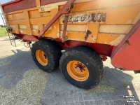 Stalldungstreuer Peecon MW 10000