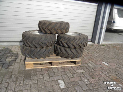 Räder, Reifen, Felgen & Distanzringe BKT 10.0/75-15.3