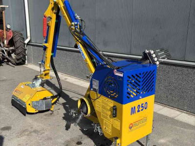 Mähausleger Marolin M250 met Garden 600