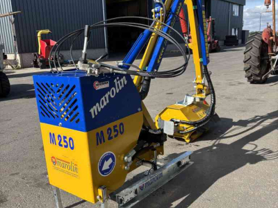 Mähausleger Marolin M250 met Garden 600