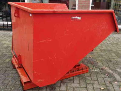 Schwenkbare Grabenräumlöffel Jako k1500