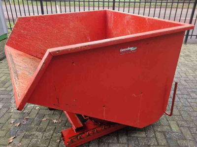 Schwenkbare Grabenräumlöffel Jako k1500