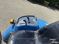 Gartentraktoren New Holland TC27D