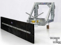 Gummi-Schieber Qmac Rabot caoutchouc pour étables avec montage JCB