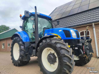 Schlepper / Traktor New Holland T 6070 Range Command