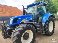 Schlepper / Traktor New Holland T 6070 Range Command