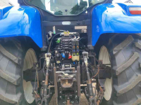 Schlepper / Traktor New Holland T 6070 Range Command
