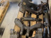 Diverse Gebrauchte Teile Massey Ferguson DANA 735/615 VOORAS DELEN MF 7615