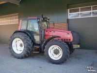 Schlepper / Traktor Valtra 8450