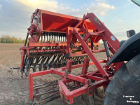 Grubber Wifo Cultivator met kongskilde zaaimachine