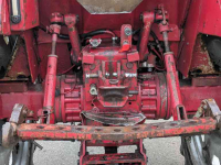 Schlepper / Traktor International 844-S