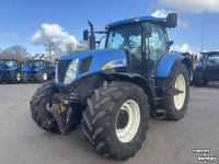 Schlepper / Traktor New Holland T7060