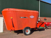 Futtermischwagen Vertikal Kuhn Profile Crossmix 18.2 CS