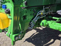 Schlepper / Traktor John Deere 6M200