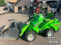 Radlader Avant 423