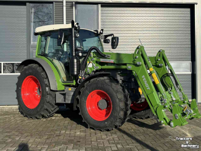 Schlepper / Traktor Fendt 211 Power