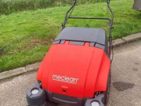 Kehr- und Kehrsaugmaschinen Meclean Buster 950 E pro elektrisch