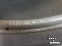 Räder, Reifen, Felgen & Distanzringe Case-IH 15x28 210 spoor  carraro vooras Cs 120