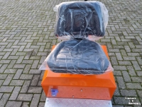 Sonstiges Gartenbaumaschinen und Zubehör Van Der Sluis Zelfrijdende Korrelstrooier