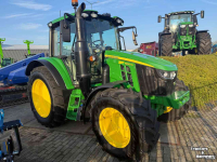 Schlepper / Traktor John Deere 6100M