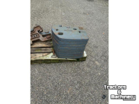 Frontgewichte New Holland New Holland G/70 Serie 8 x 110 KG Frontgewichten 