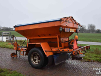 Schneeräumgeräte  Zoutstrooier