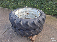 Räder, Reifen, Felgen & Distanzringe Ford 13.6-38 Vredestein 3 ster 34 inch