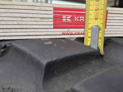 Räder, Reifen, Felgen & Distanzringe Nokian 540/80R38 en 440/80R28 op John Deere velgen